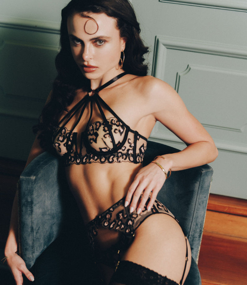 BELLADONA THREE PIECE SET